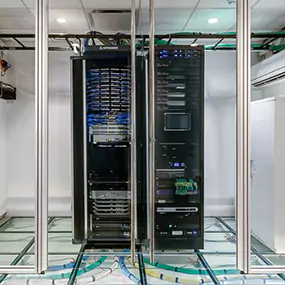 Server model station work